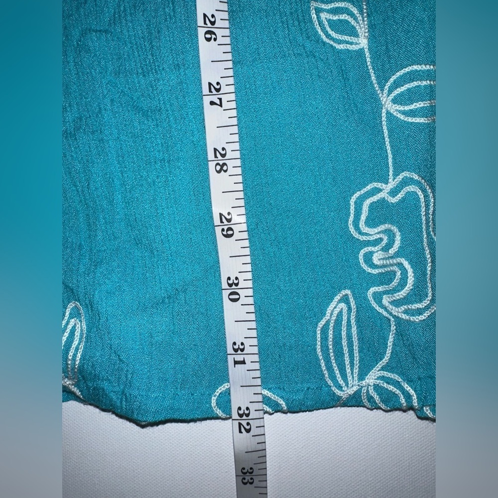 Catherines Blue Tunic Top Women’s 1X NWT Bell Sleeves Keyhole Back Rayon Flowy - Picture 11 of 12